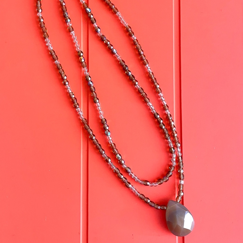 Faceted bead choker necklace for a delicate neck